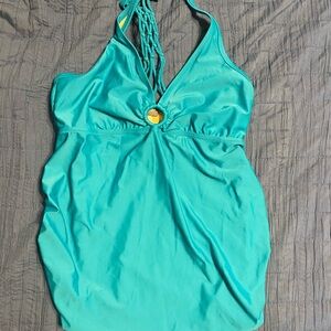 Maternity swimsuit top